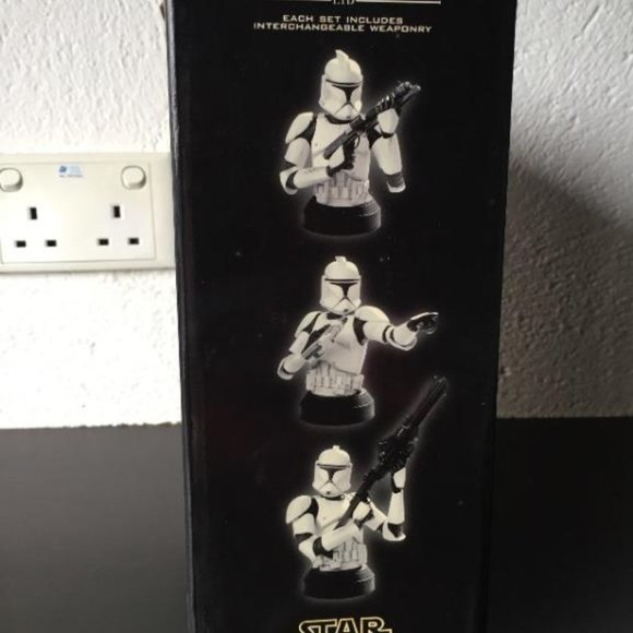 Gentle Giant Star Wars Clone Trooper Bust - Picture 5 of 7